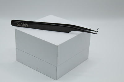 L- Navis     ,  Black Gold (,  1)